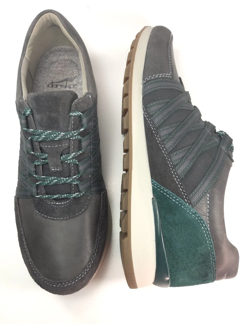 Dansko Gabi Charcoal Gray Leather Lace‑Up Sneakers w/ Emerald Accents Sz 9.5